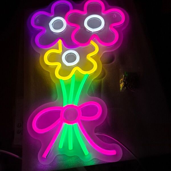 ★送料込み★ネオンサイン 花束風 LEDライト カラフル インテリア★