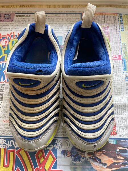 NIKE ナイキ ダイナモフリー 17cm ナイキダイナモフリー スニーカー 白