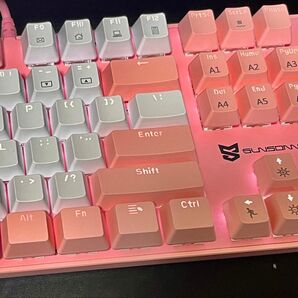【美品】ゲーミングキーボード ピンク 茶軸