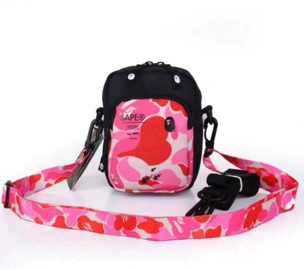 BAPE アベイシングエイプ カモフラージュショルダーバッグ ピンク