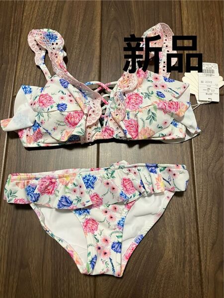 新品 タグ付き ビキニ 水着 花柄 ホワイト 9M レディース
