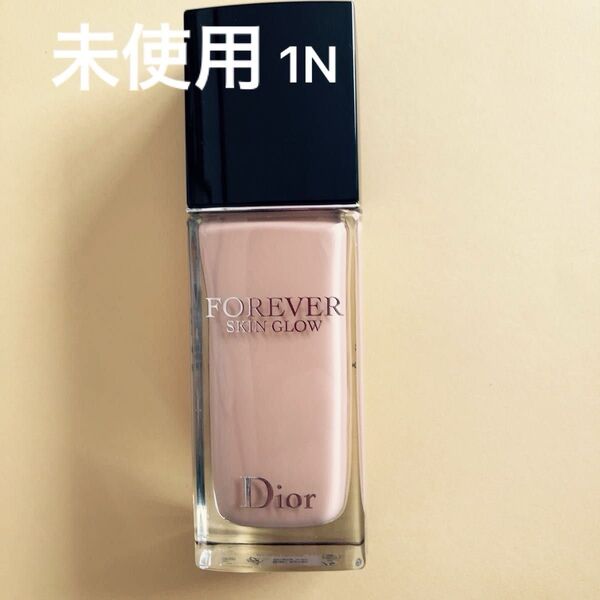 【新品未使用・箱ダメージ特価!】Dior ディオール フォーエヴァー スキン グロウ 1N - 定価よりお得に!