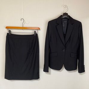 22オクトーブル スーツ 上36 下38 W70 ストレッチ 黒 就活 DMW
