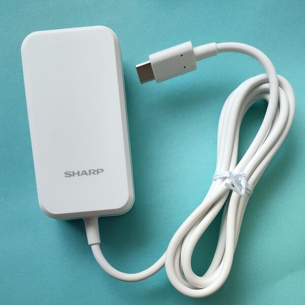 【新品・未使用】シャープ ACアダプター SH-AC05 Type-C 充電器