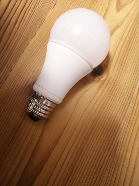 DL-LA51K 中古 元箱なし 電球 口金E26