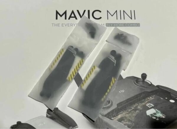 【未使用未開封】DJI mavic mini mini2 マビックミニ ミニ2 プロペラ 4組1機体分 ネジ付き DJI純正品