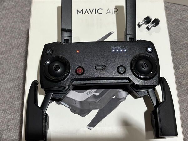 【良品】DJI mavic air 送信機 マビックエアー 国内正規品 コントローラー プロポ フライトシュミレーター ドローン