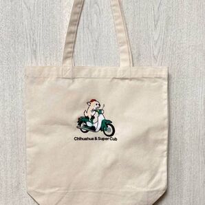 スーパーカブに乗るチワワの刺繍トートバッグ