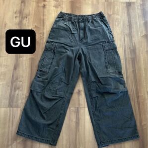 GU ワイドカーゴデニムパンツ ブラック Mサイズ ブラックデニム カーゴパンツ ワイドパンツ ゆったり