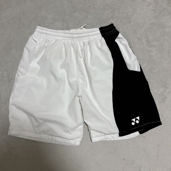 ヨネックス YONEXハーフパンツ テニスウェア バドミントンウェア ベリークール ショートパンツ 黒 白
