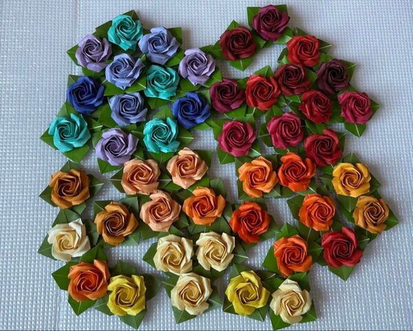 折り紙・大きな四角薔薇葉つき45