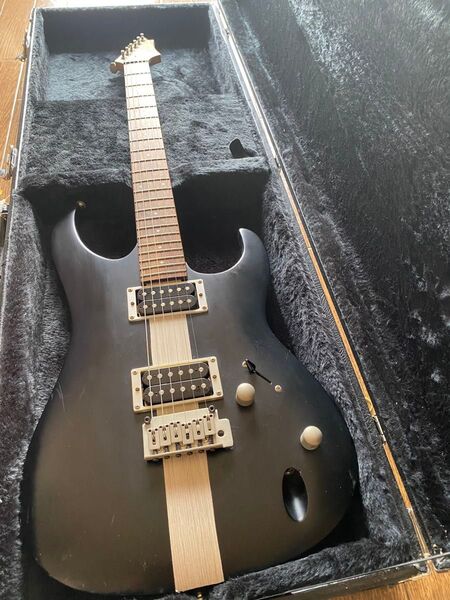 エレキギター 軽量 薄型 component PRSとIbanezを足したギター コイルタップ ストラト Fender ハム