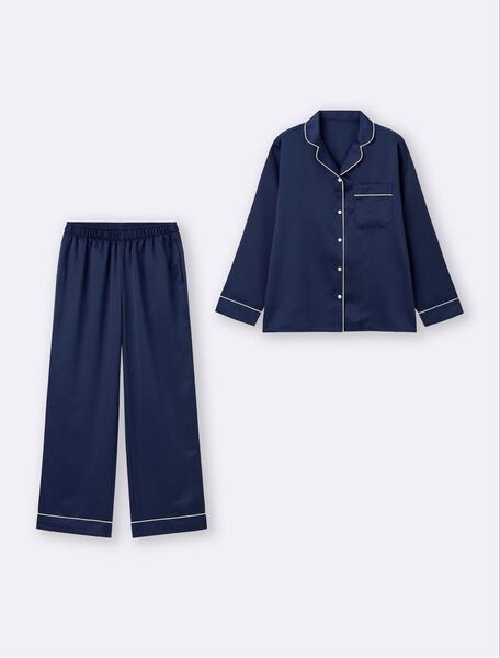 GU ジーユー サテンパジャマ 長袖&ロングパンツ 上下セット 部屋着 ルームウェア セットアップ