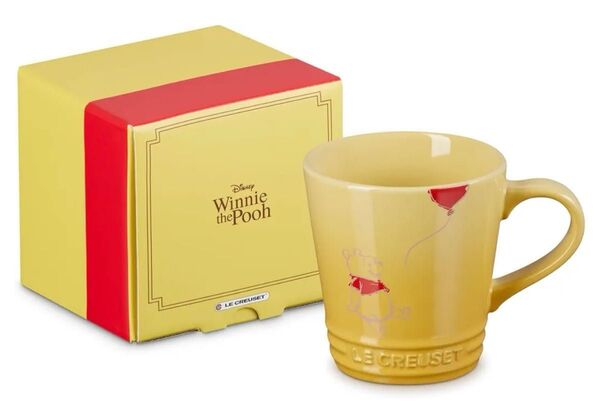 完売品 2個セット 新品 ル・クルーゼ ディズニー くまのプーさん マグカップ 食器 ペアマグカップ