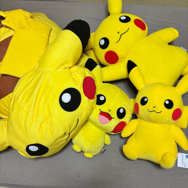 ピカチュウ ぬいぐるみ まとめ売り 4体 くったり ポケモン ポケットモンスター