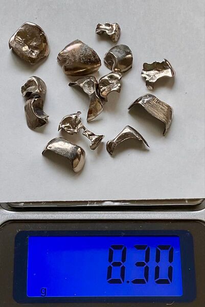 撤去冠 除去冠 8.30g 銀歯 金パラ 金銀パラジウム合金 歯科金属 金 銀 パラジウム 歯科 歯科材料 クラウン インレー