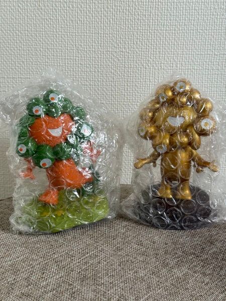 ミャクミャク フィギュアコレクション 金のミャクミャク像 & かけっこミャクミャク 大阪関西万博 EXPO2025