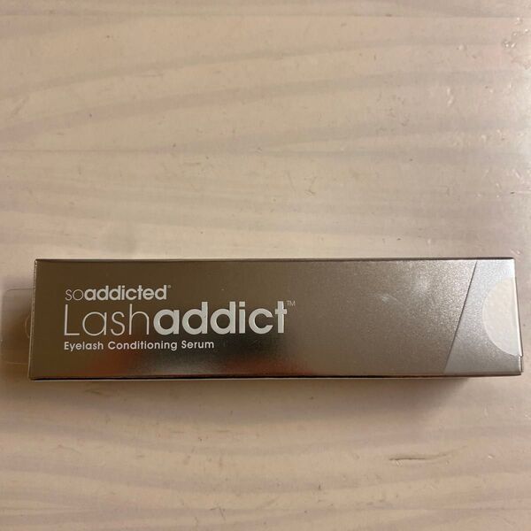 【新品未使用】Lashaddict ラッシュアディクトまつ毛美容液 5ml