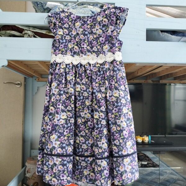 エニィファム☆ 小花柄ワンピース レース ネイビー150
