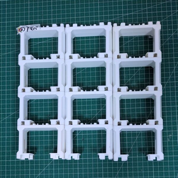 プラレール ブロック橋脚 12個 洗浄済 レイアウト 無限ループ 陸橋 大量 まとめ売り 白 ホワイト カラー