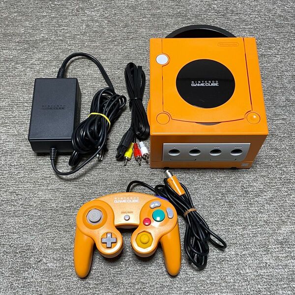 Nintendo ゲームキューブ本体 オレンジ コントローラー ひびあり