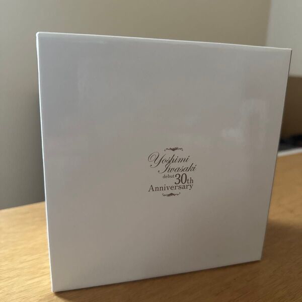 岩崎良美 Debut 30th Anniversary CD−BOX (初回生産限定盤) (紙ジャケット仕様) (13HQCD)