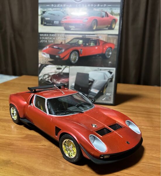 ハセガワ 1/24 ランボルギーニ イオタ SVR プラモデル完成品 DVD付き