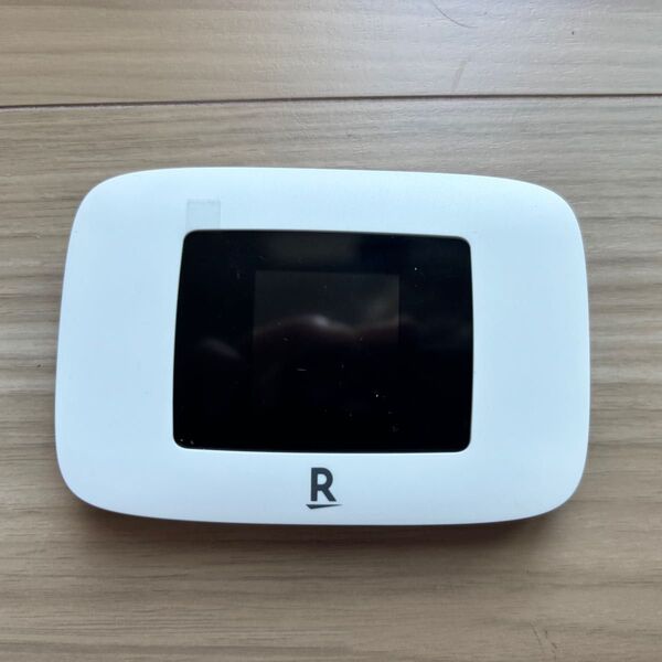Rakuten Pocket WiFi Platinum 楽天 ポケットWi-Fi プラチナム