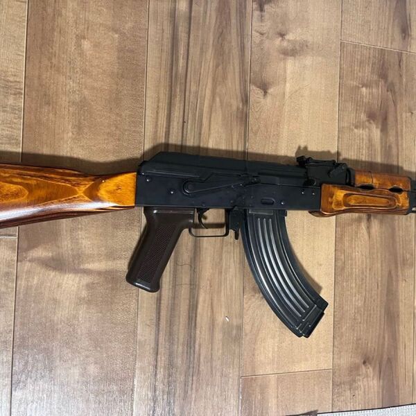 LCT製 AKM フルメタル・リアルウッド 実物ハンドガード? 電動ガン 後方配線 lckm ダミーボルト用加工済み
