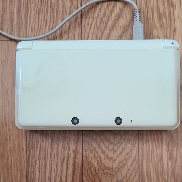 ニンテンドー3DS 本体 ホワイト