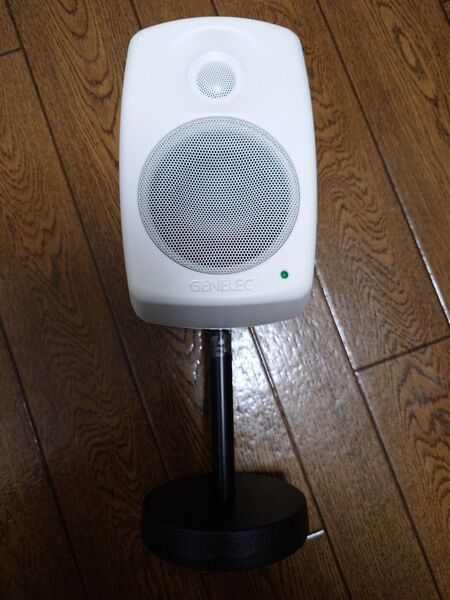 GENELEC ジェネレック 8020DWM (1本) スタジオモニター 訳あり アクティブスピーカー