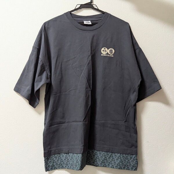 鬼滅の刃×GU ジーユー コラボTシャツ ルーズフィットT(5分袖) 半袖Tシャツ 冨岡義勇 ネイビー