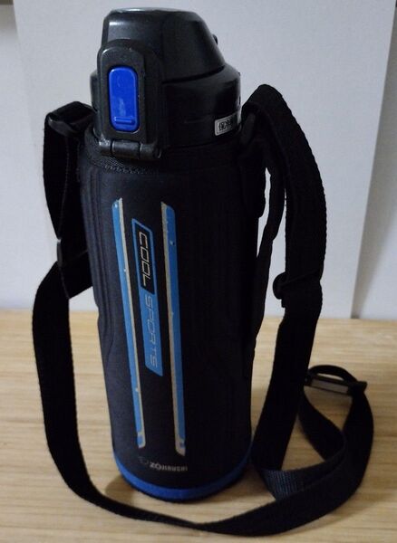 【6月末までの掲載】象印 ステンレスクールボトル 保冷専用 直飲み 1.03L ブルーブラック