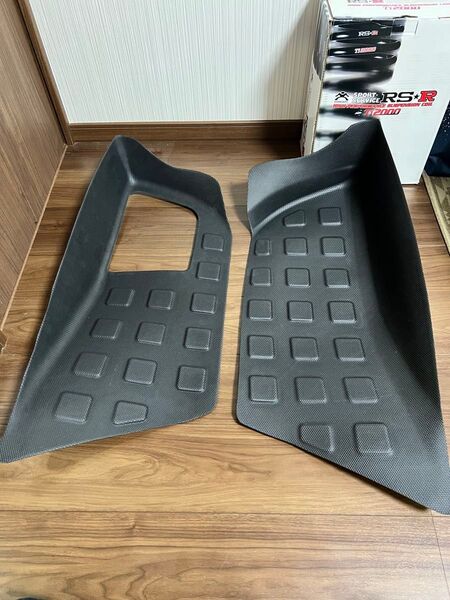 ハリアー80系専用3Dラゲッジサイドマット