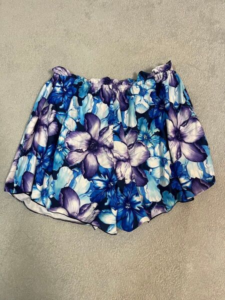 【美品】ビーチショーツ 水着 ラッシュガードパンツ ショートパンツ