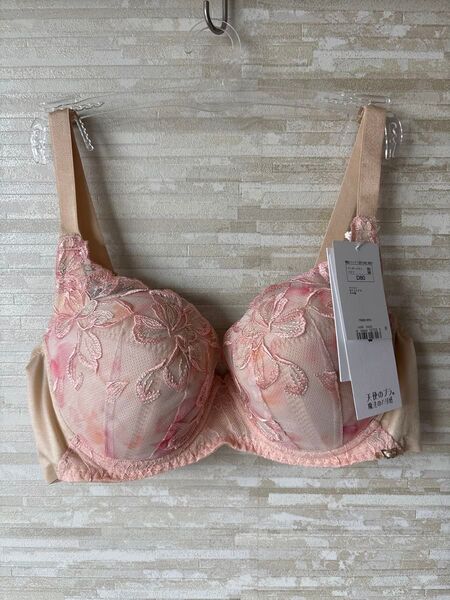 D80」トリンプ 天使のブラ 魔法のハリ感606 ブラジャー