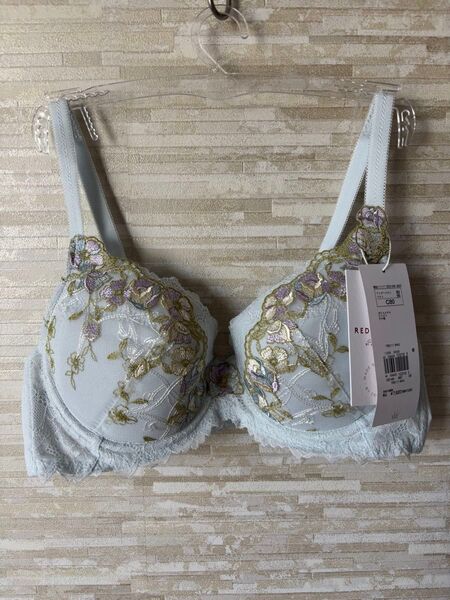 C80」トリンプ プレミアム レッドレーベル 眠り姫バラ咲き ブラジャー
