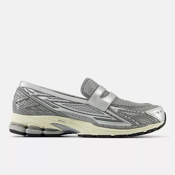 【新品※ 25cm】New Balance 1906L シルバー ローファー