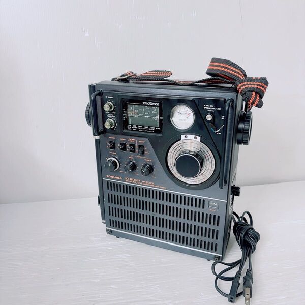 動作品 東芝 ラジオ 電源コード付き RP-2000F