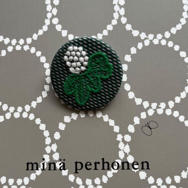 ミナペルホネン バッジ ブローチ 刺繍ブローチ アクセサリー