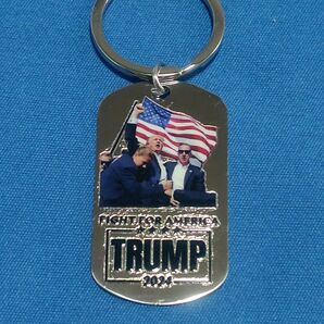 トランプ大統領 キーホルダー 金属製