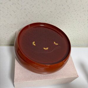 菓子鉢 木製 蝶の絵柄 朱色