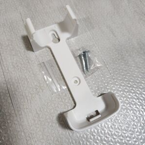 リモコン 壁掛けホルダー 取り付け部品(ネジ付き)
