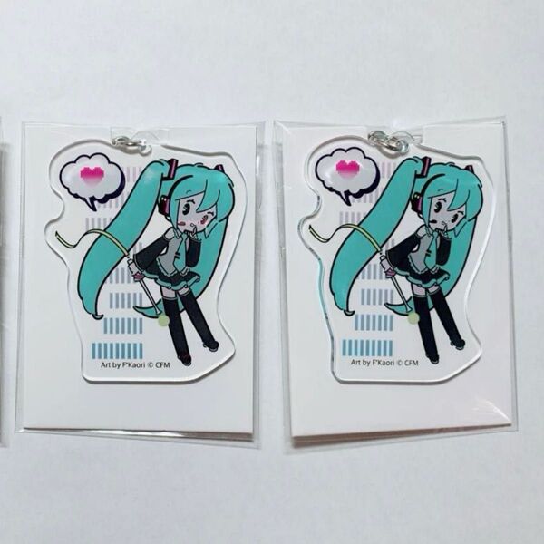 初音ミク アクリルキーホルダー アクキー 100均