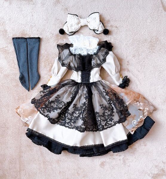 ディーラー様製 SDGrサイズ SD DD 1/3 ドール用お洋服 ドレスセット アイボリー×ブラック