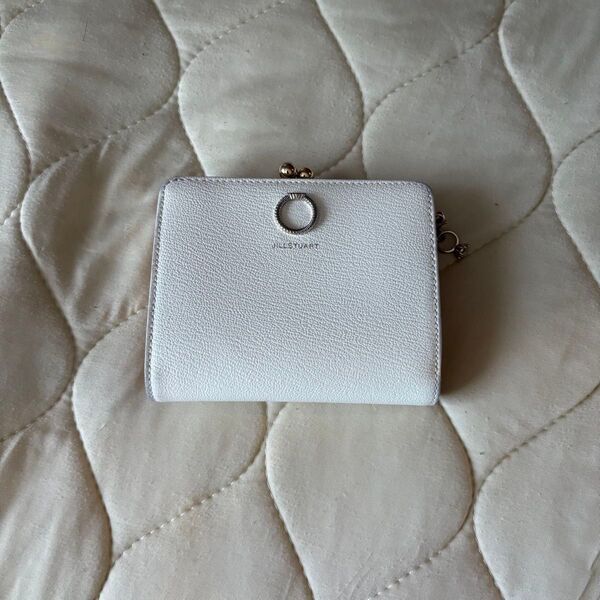 JILL STUART 二つ折り財布