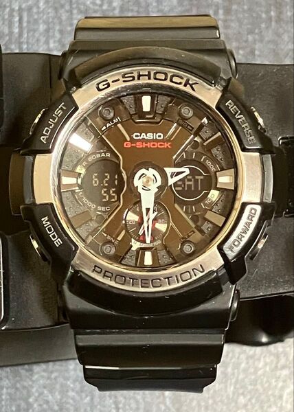 稼働品 CASIO カシオ G-SHOCK Gショック GA-200-1AJF デジアナ 高輝度LEDライト ビッグフェイス