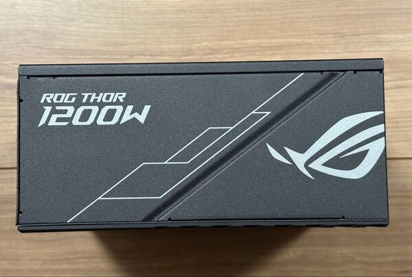 【価格相談歓迎】ASUS ROG Thor 1200W Platinum 電源ユニット(ROG-THOR-1200P)