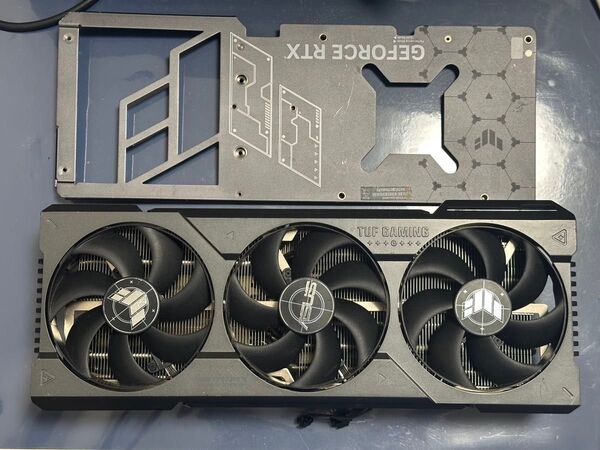 ASUS TUF RTX4090 OC 純正クーラー(ファン・ヒートシンクのみ)