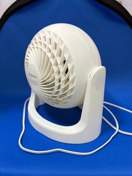 アイリスオーヤマ 電化製品 扇風機 サーキュレーター 動作品 リビング扇 寝室 静音 ホワイト コンパクト